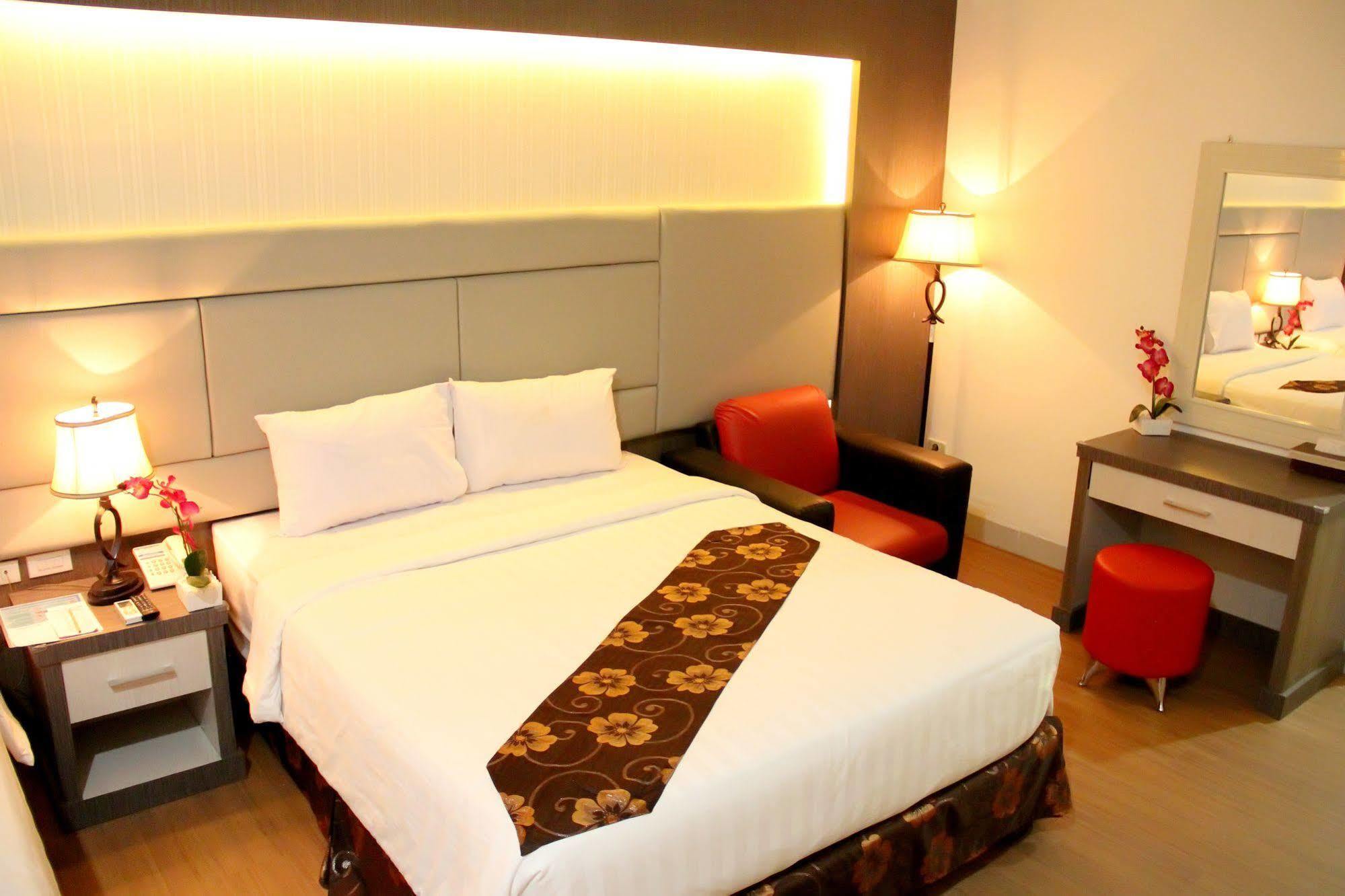 Permatahati Hotel And Convention Center Banda Aceh Bagian luar foto