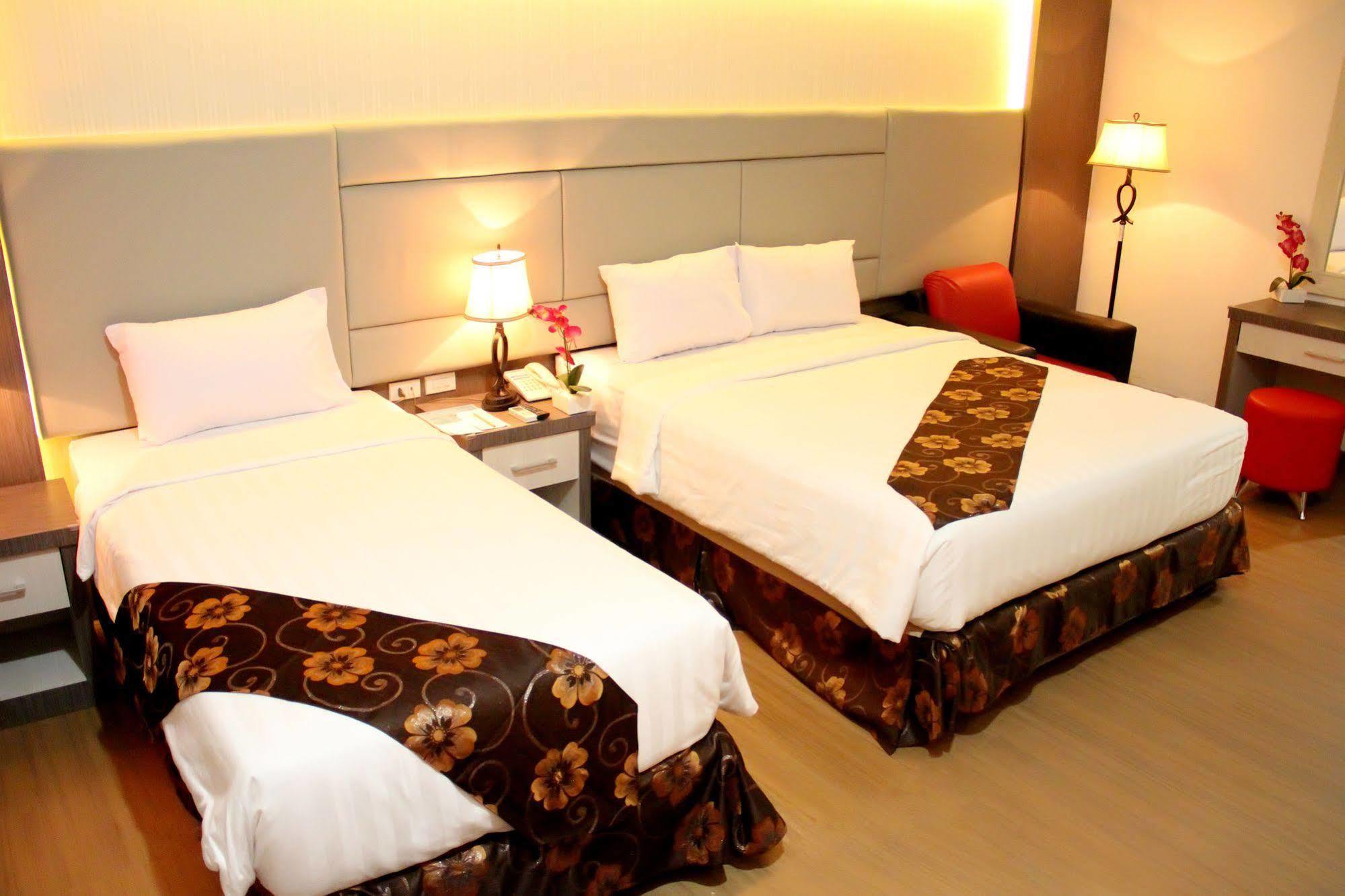 Permatahati Hotel And Convention Center Banda Aceh Bagian luar foto
